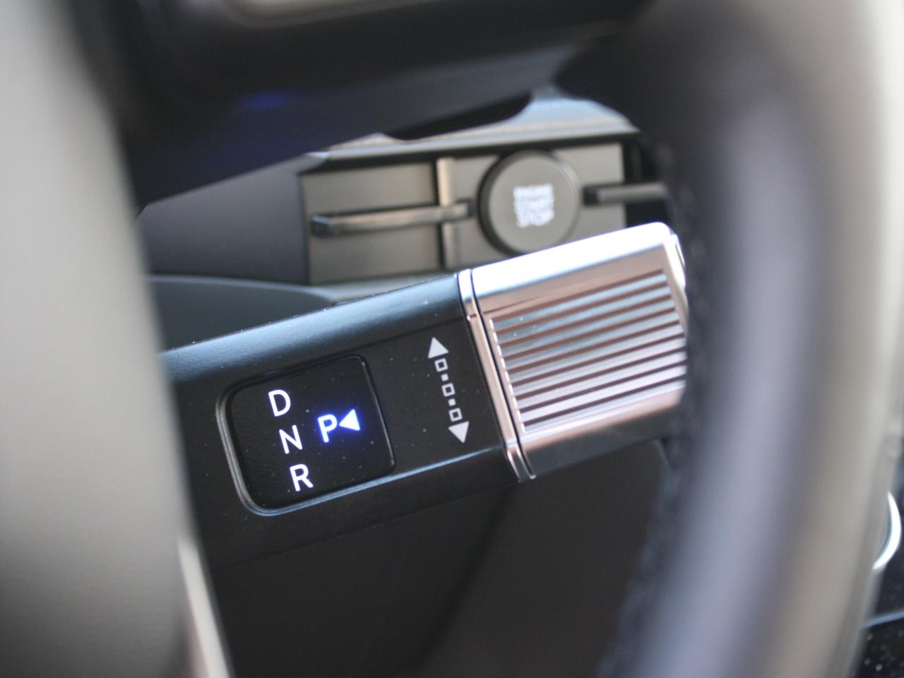 2025 Hyundai Santa Fe Ultimate Demo / Leather / Nav / Free Winter Tires Photo