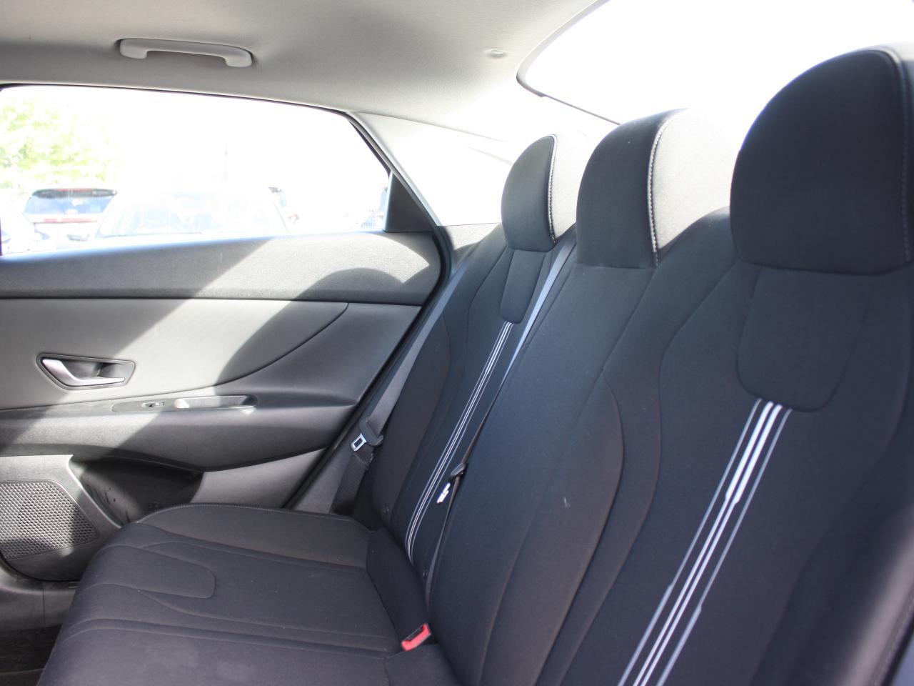 2022 Hyundai Elantra Preferred IVT w-Sun & Tech Package Photo