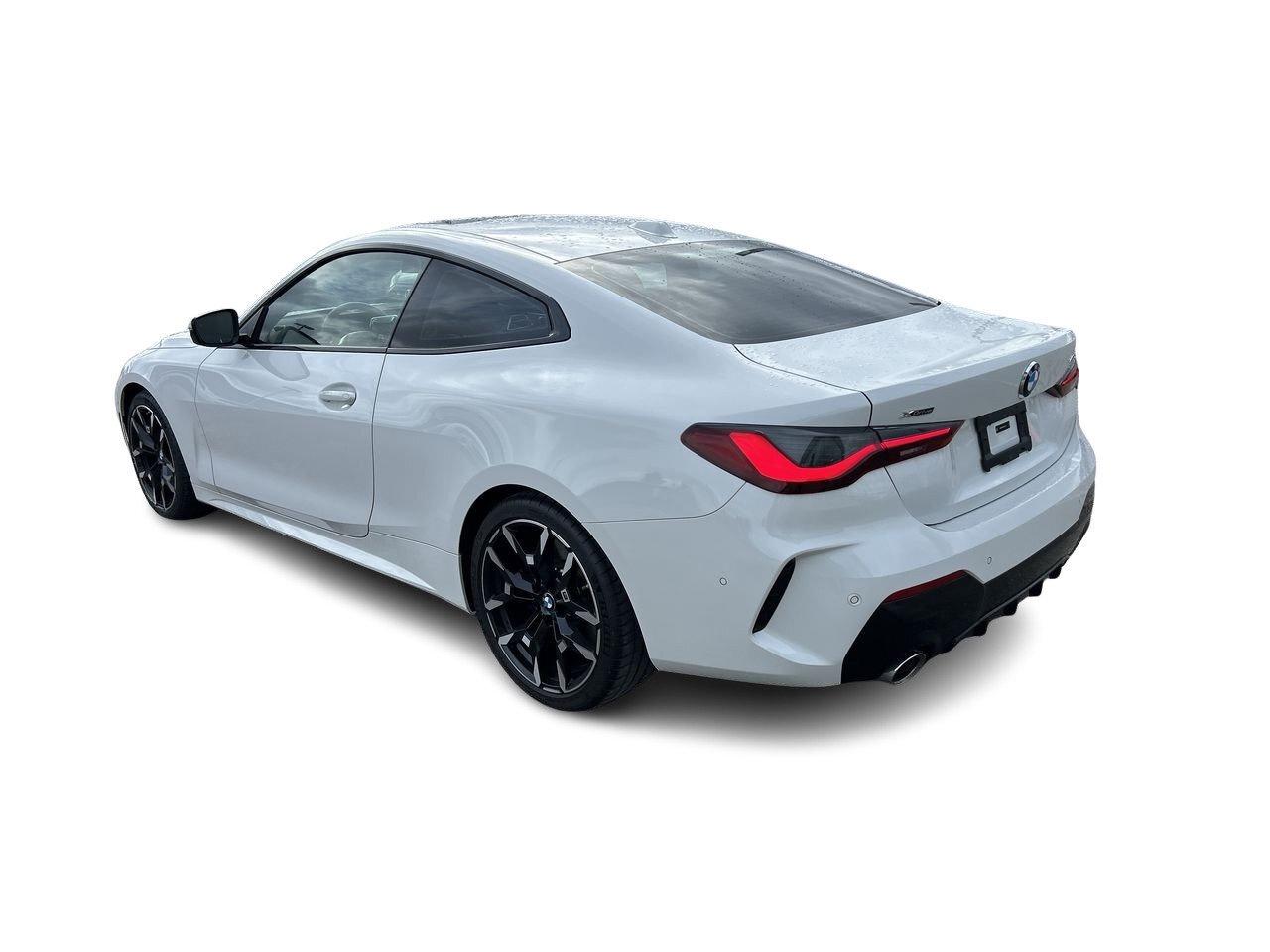 2025 BMW 4 Series xDrive Coupe Photo