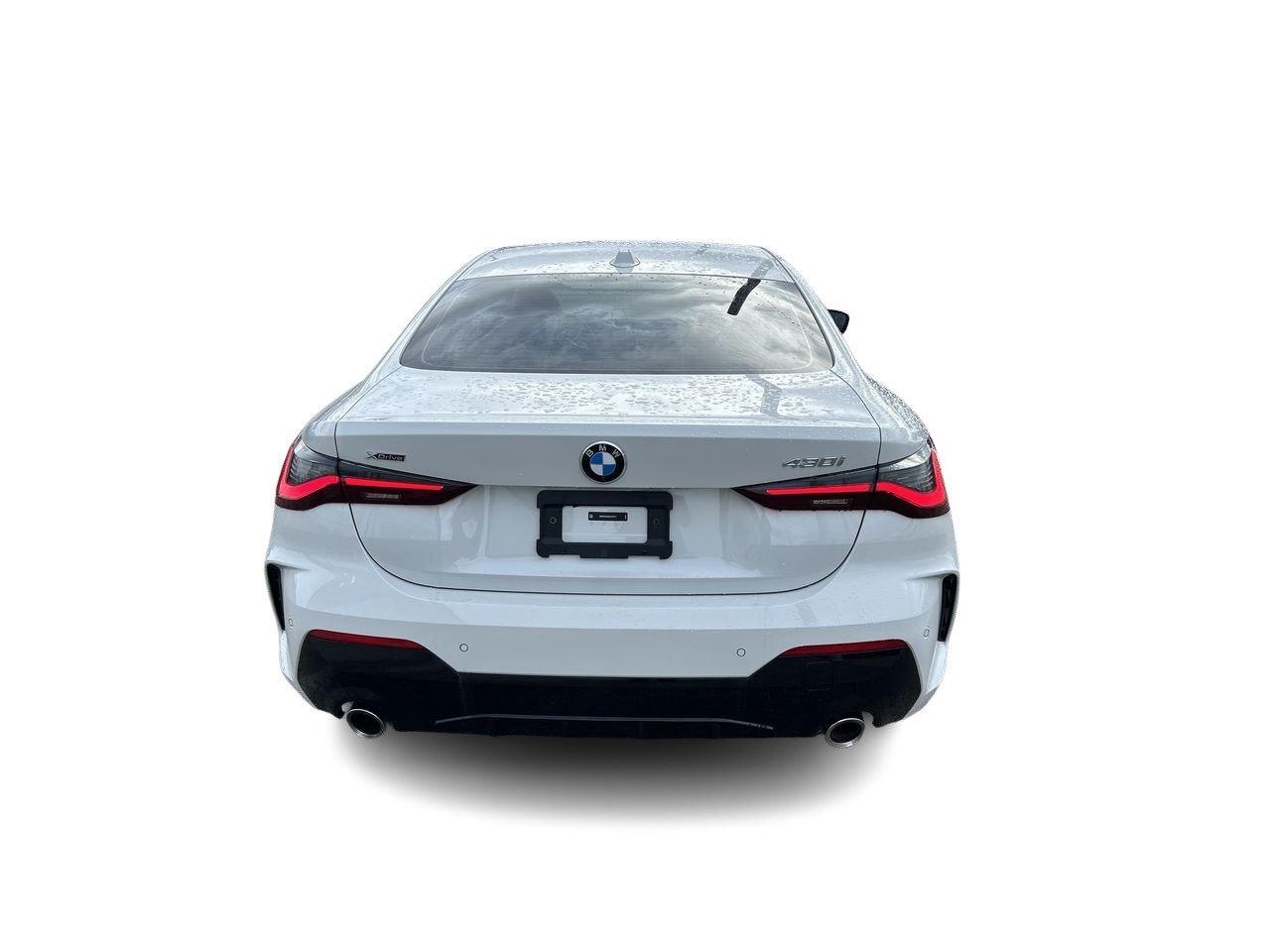 2025 BMW 4 Series xDrive Coupe Photo