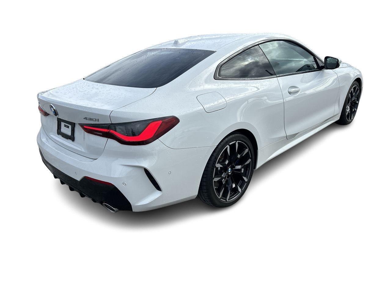 2025 BMW 4 Series xDrive Coupe Photo