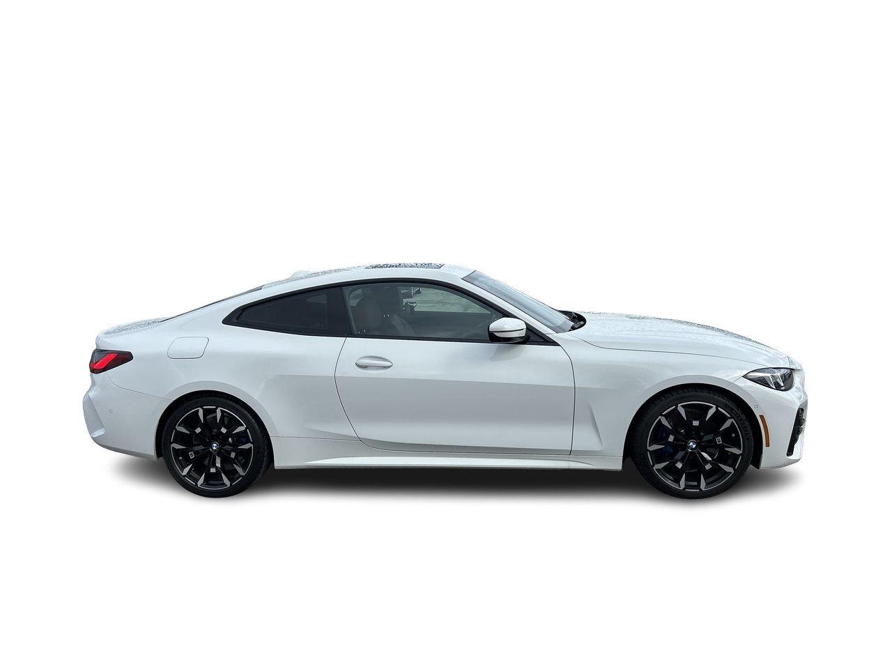2025 BMW 4 Series xDrive Coupe Photo