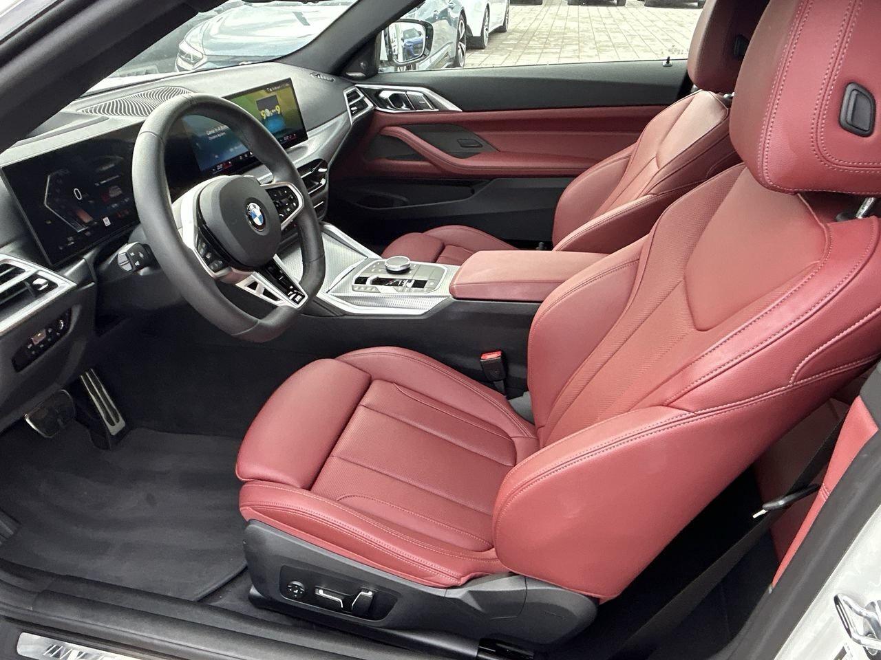 2025 BMW 4 Series xDrive Coupe Photo