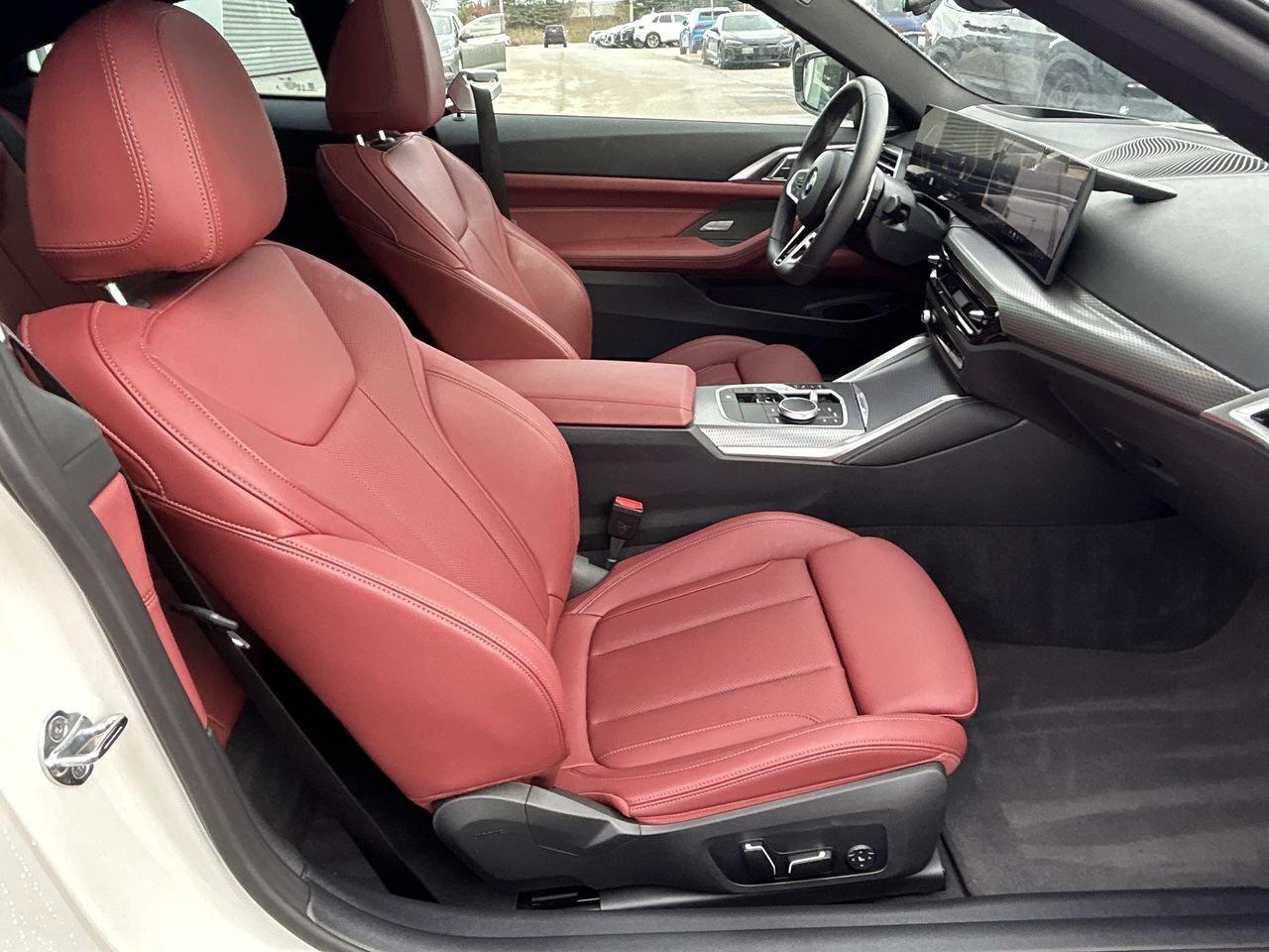 2025 BMW 4 Series xDrive Coupe Photo