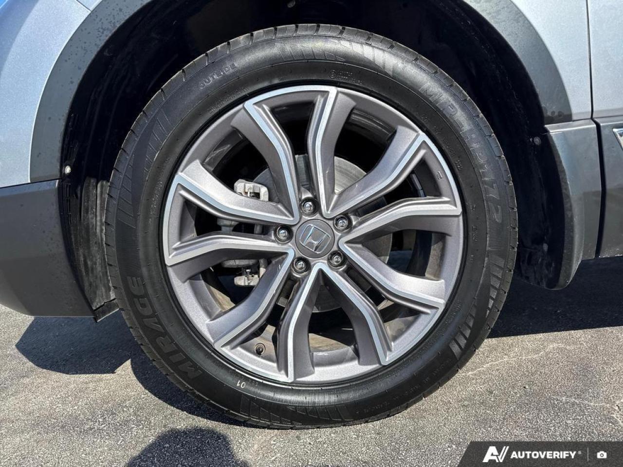 2020 Honda CR-V Touring BACKUP CAM   BLUETOOTH   HTD LTHR SEATS Photo