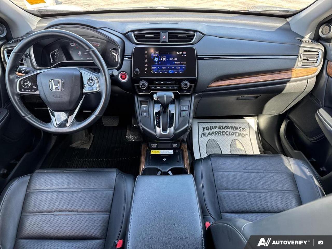 2020 Honda CR-V Touring BACKUP CAM   BLUETOOTH   HTD LTHR SEATS Photo