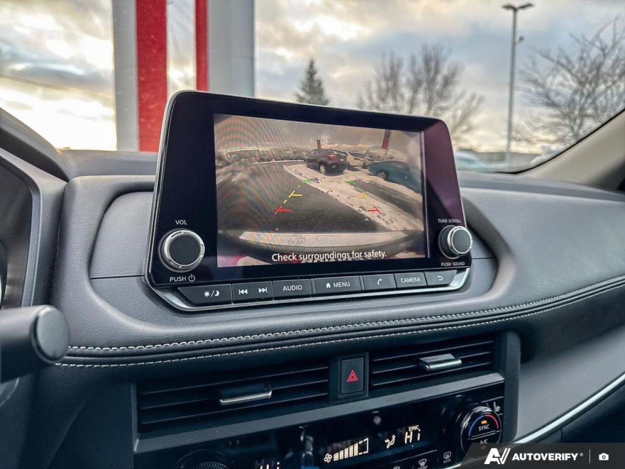 2024 Nissan Rogue S Photo