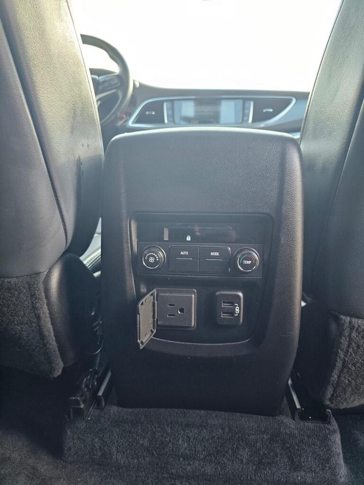 2022 Buick Enclave Essence All-Wheel Drive Automatic Photo