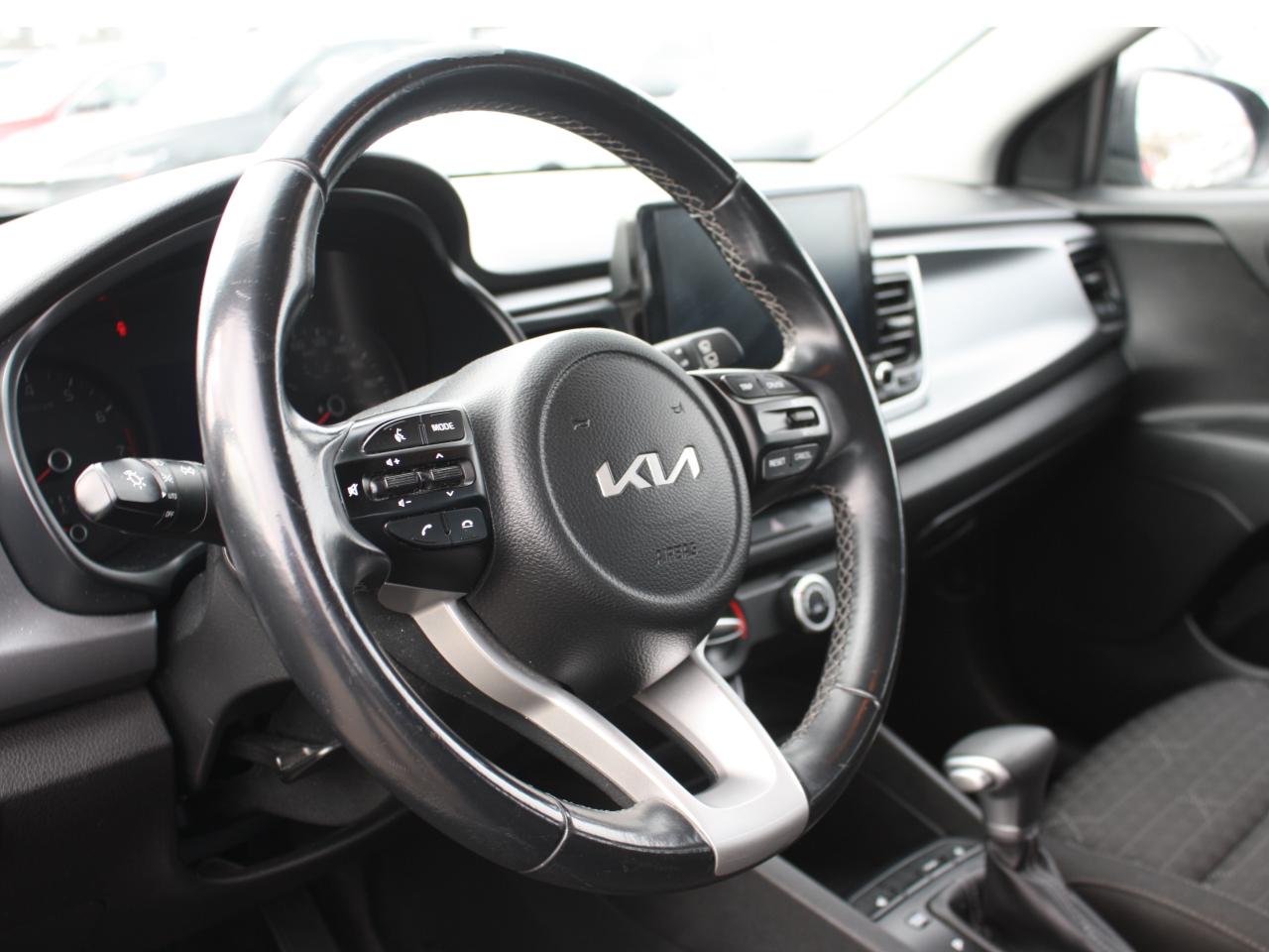 2023 Kia Rio 5-door LX+ / Heated Seats / Backup Camera / Bluetooth Photo