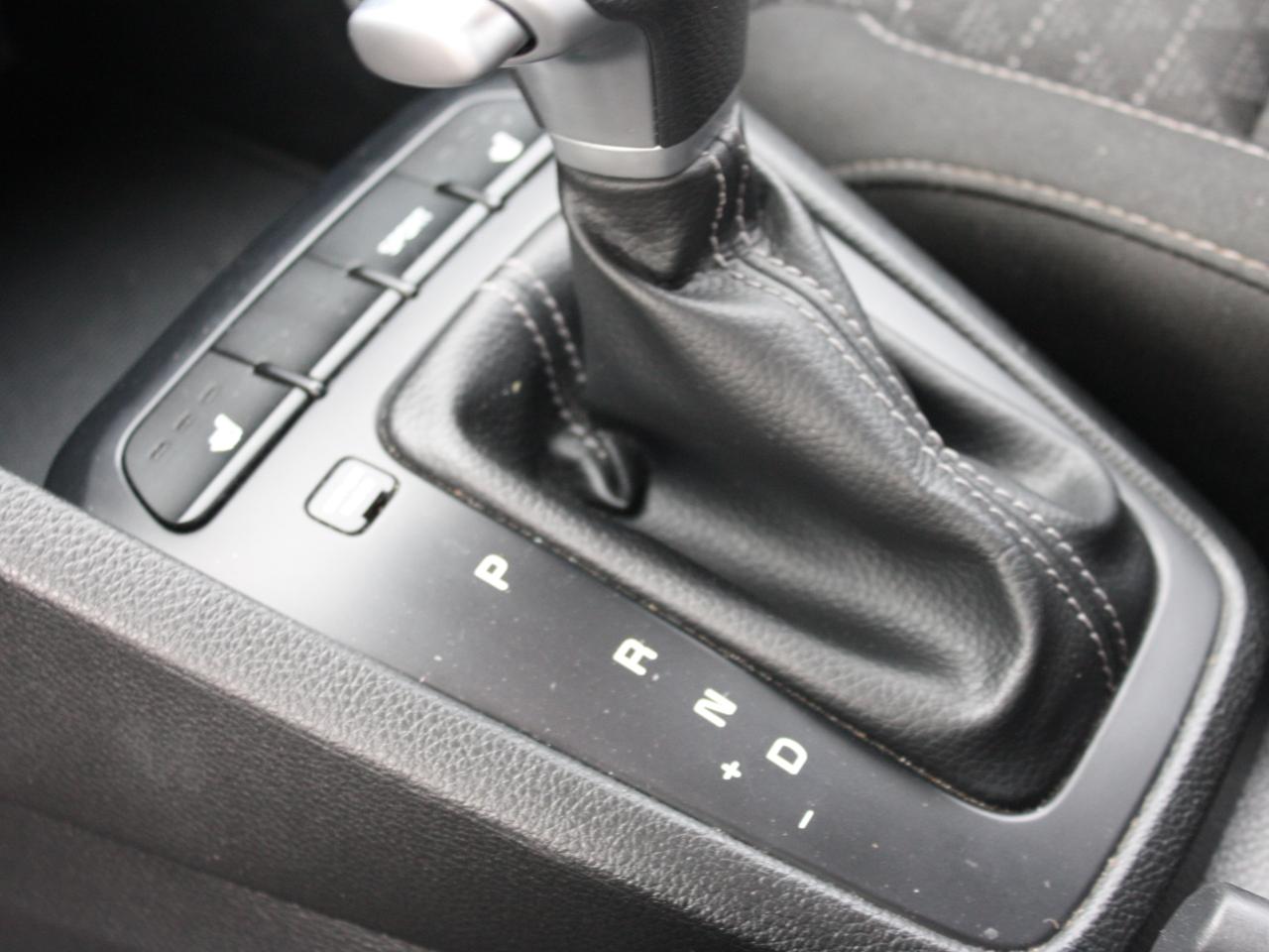 2023 Kia Rio 5-door LX+ / Heated Seats / Backup Camera / Bluetooth Photo