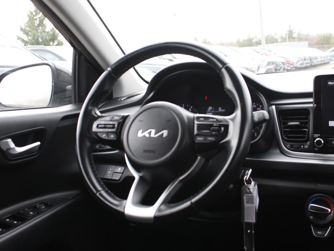 2023 Kia Rio 5-door LX+ / Heated Seats / Backup Camera / Bluetooth Photo