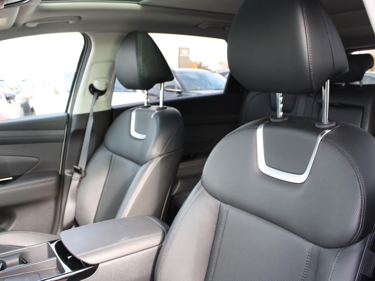 2025 Hyundai Tucson Hybrid Ultimate / Leather / Nav / Free Winter Tires Photo