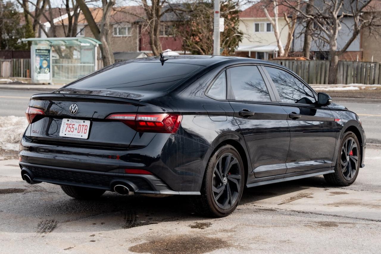 2024 Volkswagen Jetta GLI 2.0T GLI - Manual - 40th Anniversary Edition Photo2