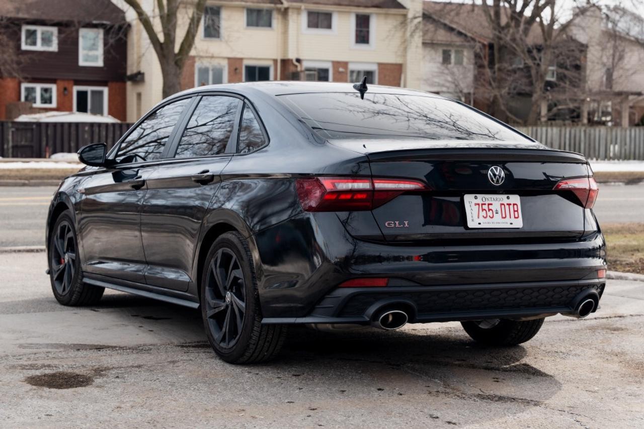 2024 Volkswagen Jetta GLI 2.0T GLI - Manual - 40th Anniversary Edition Photo4