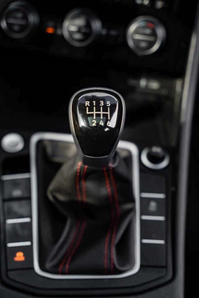 2024 Volkswagen Jetta GLI 2.0T GLI - Manual - 40th Anniversary Edition Photo