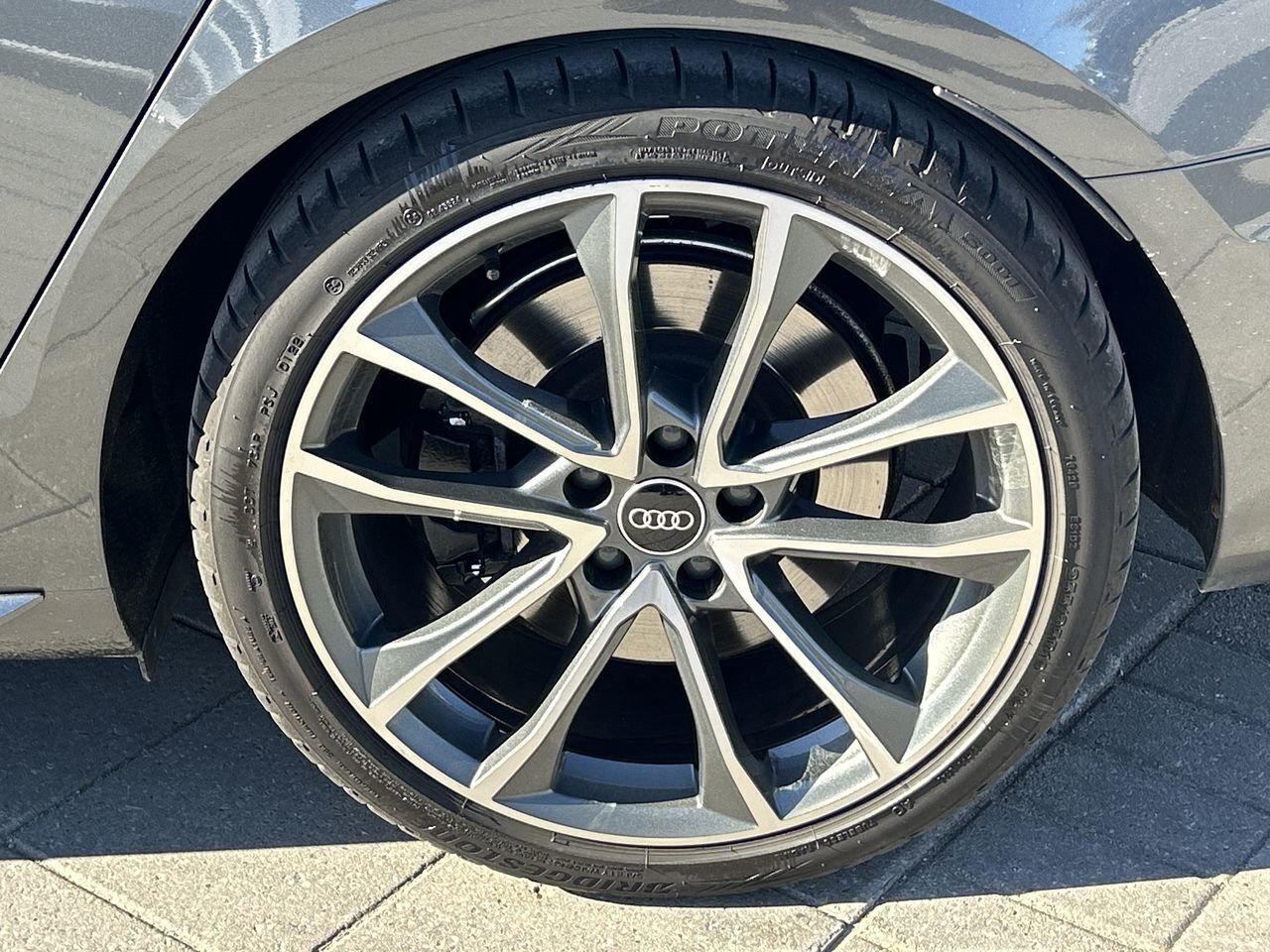 2022 Audi S4 3.0T Progressiv   4.49% up to 48m Photo