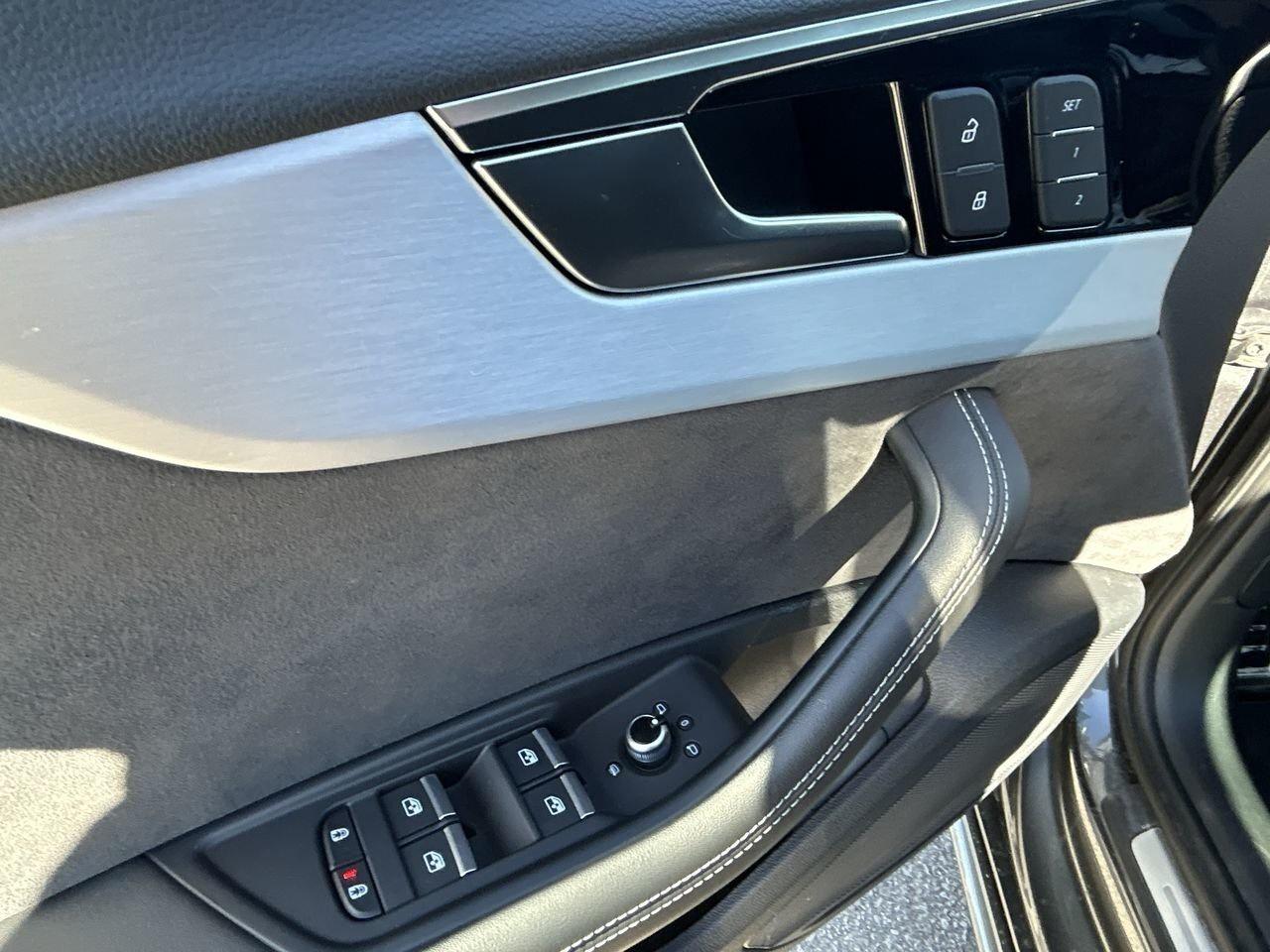 2022 Audi S4 3.0T Progressiv   4.49% up to 48m Photo