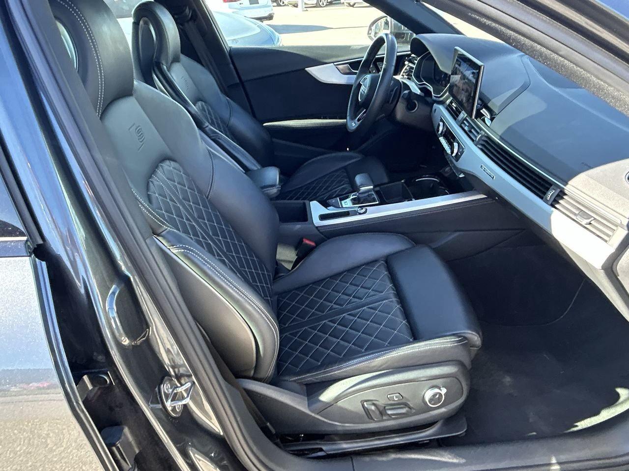 2022 Audi S4 3.0T Progressiv   4.49% up to 48m Photo