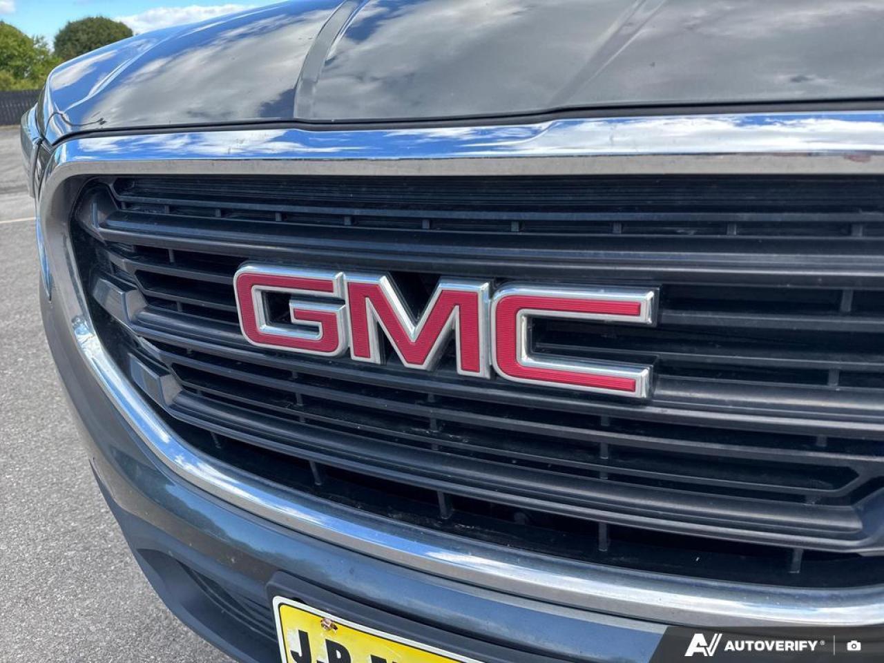 2019 GMC Terrain SLE BACKUP CAM   BLUETOOTH   HTD SEATS   KEYLESS E Photo