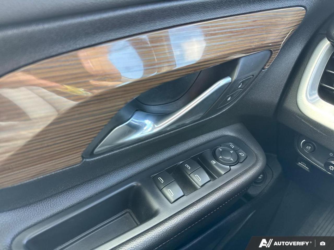 2019 GMC Terrain SLE BACKUP CAM   BLUETOOTH   HTD SEATS   KEYLESS E Photo