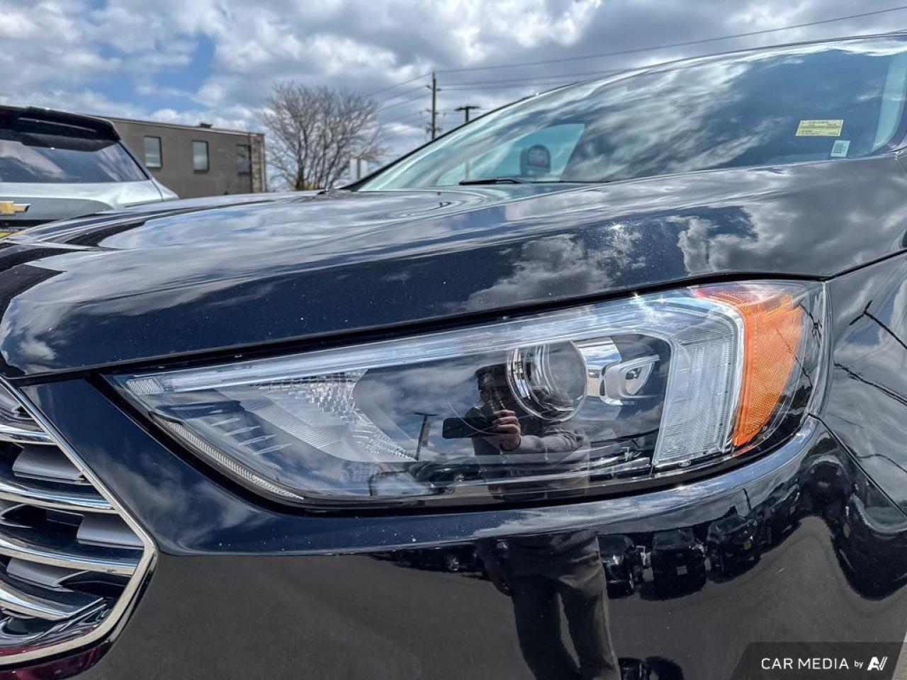 2023 Ford Edge Titanium BACKUP CAM   BLUETOOTH   HTD SEATS   KEYL Photo