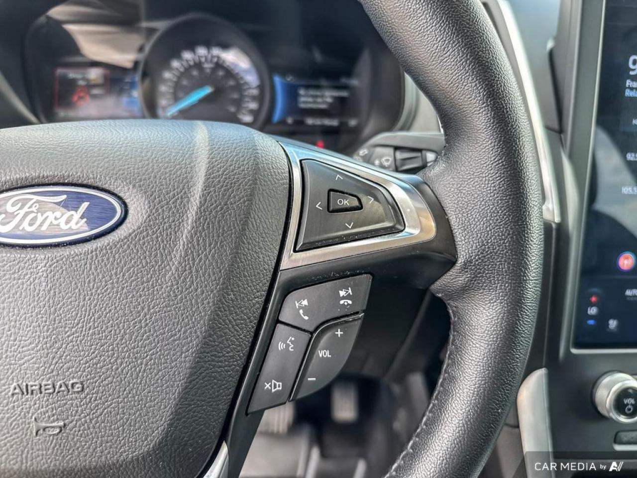 2023 Ford Edge Titanium BACKUP CAM   BLUETOOTH   HTD SEATS   KEYL Photo