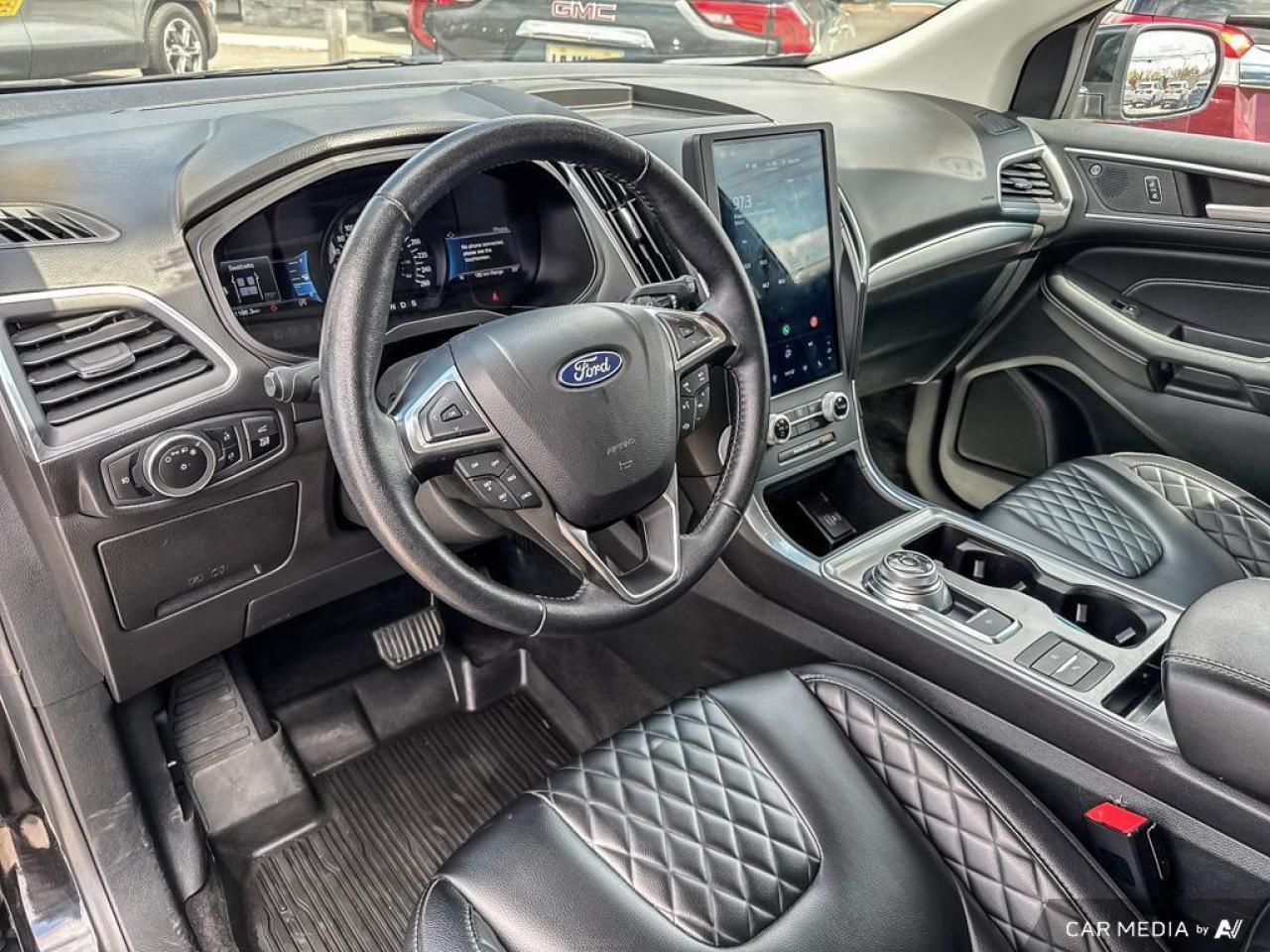 2023 Ford Edge Titanium BACKUP CAM   BLUETOOTH   HTD SEATS   KEYL Photo