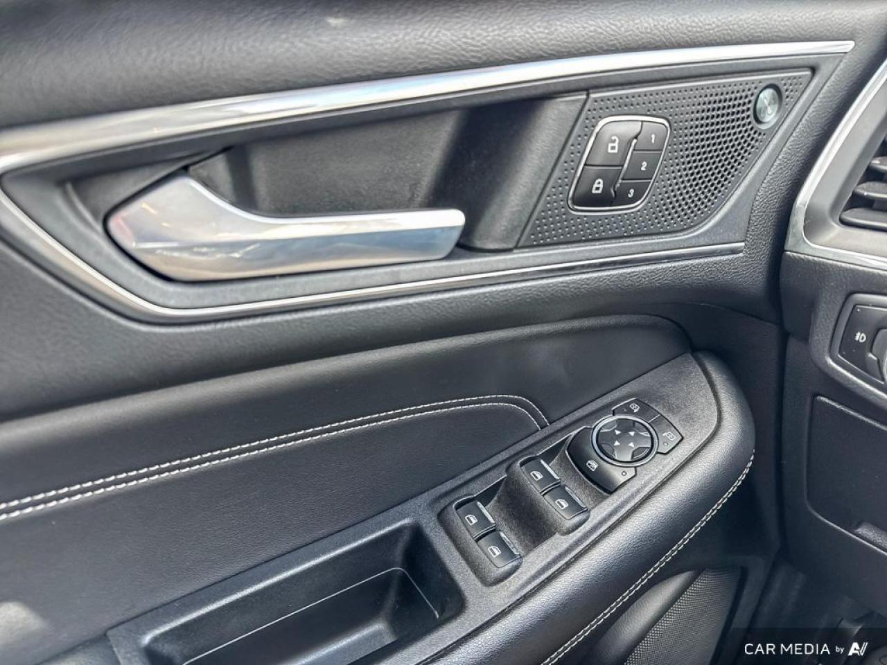 2023 Ford Edge Titanium BACKUP CAM   BLUETOOTH   HTD SEATS   KEYL Photo