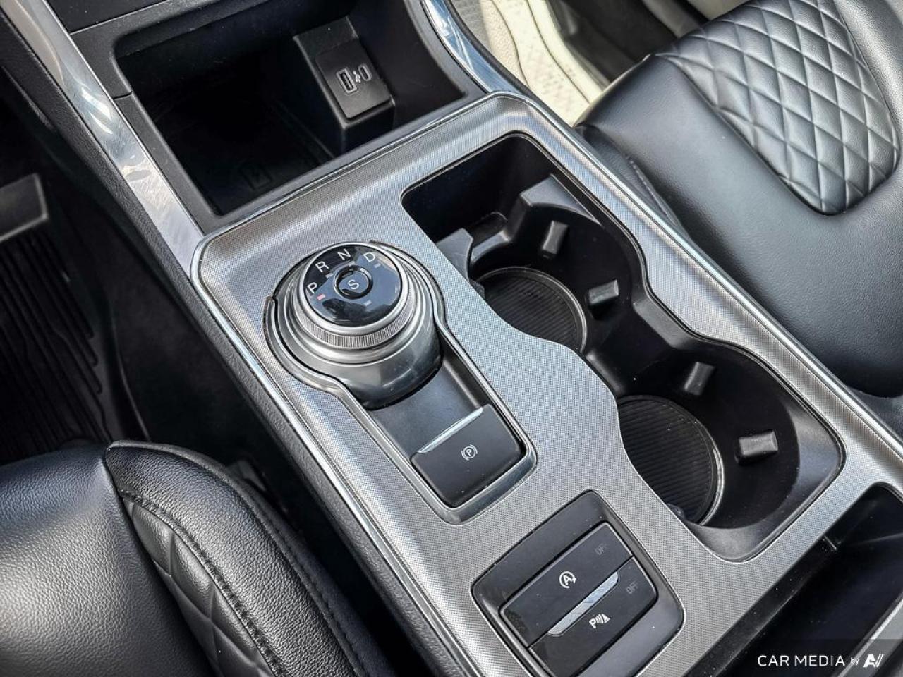 2023 Ford Edge Titanium BACKUP CAM   BLUETOOTH   HTD SEATS   KEYL Photo