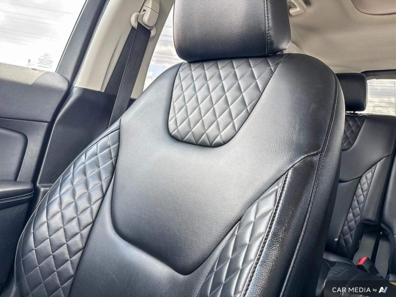 2023 Ford Edge Titanium BACKUP CAM   BLUETOOTH   HTD SEATS   KEYL Photo