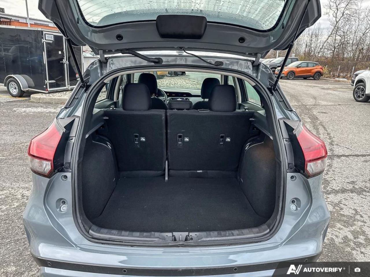 2023 Nissan Kicks SV Photo