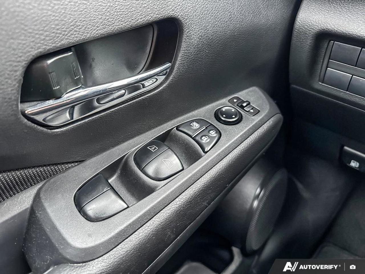 2023 Nissan Kicks SV   Apple Car Play   Heated Steering   Heated Sea Photo