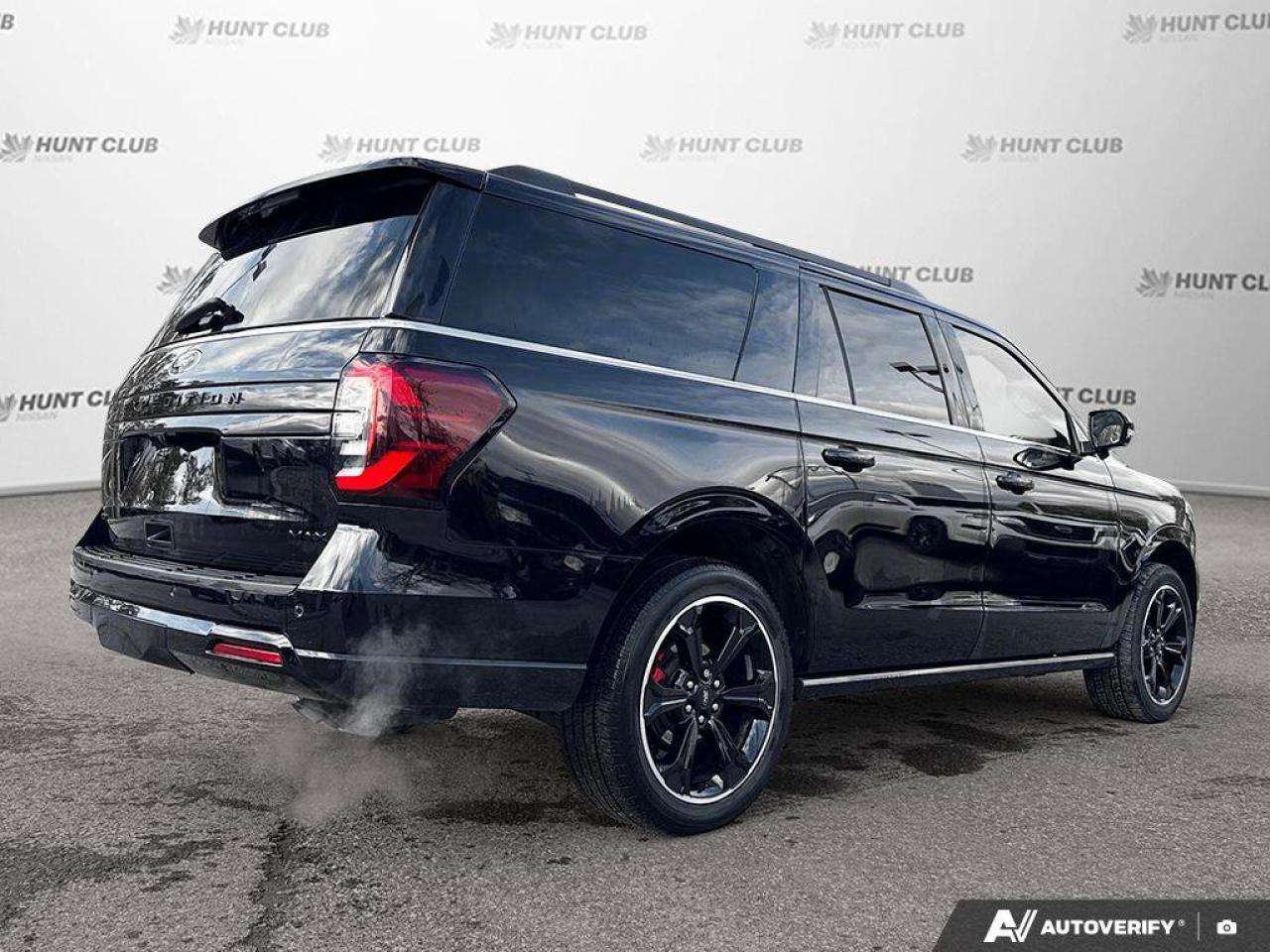 2023 Ford Expedition Limited MAX Photo