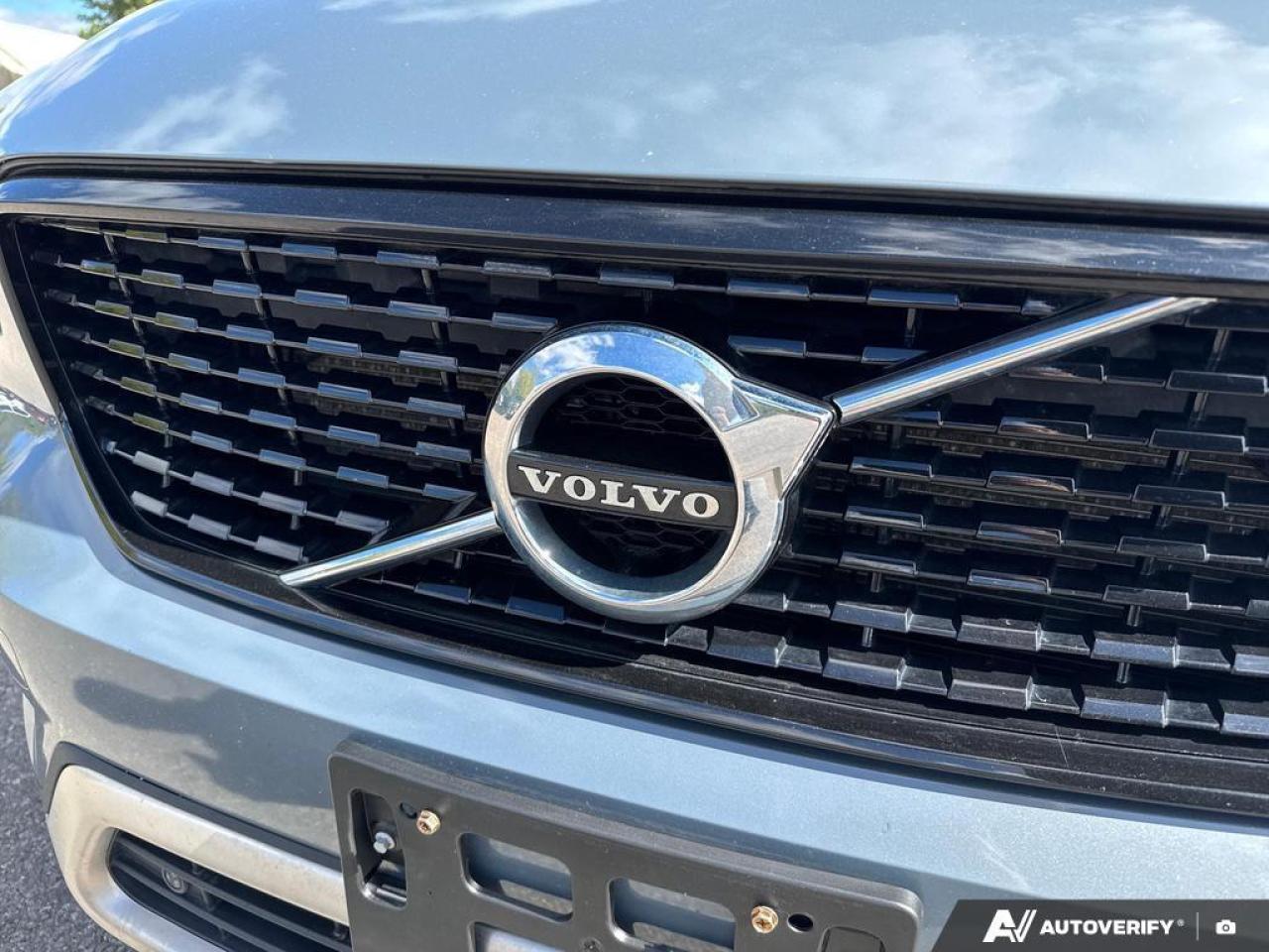 2021 Volvo XC40 T5 R-Design BACKUP CAM   BLUETOOTH   HTD SEATS   K Photo