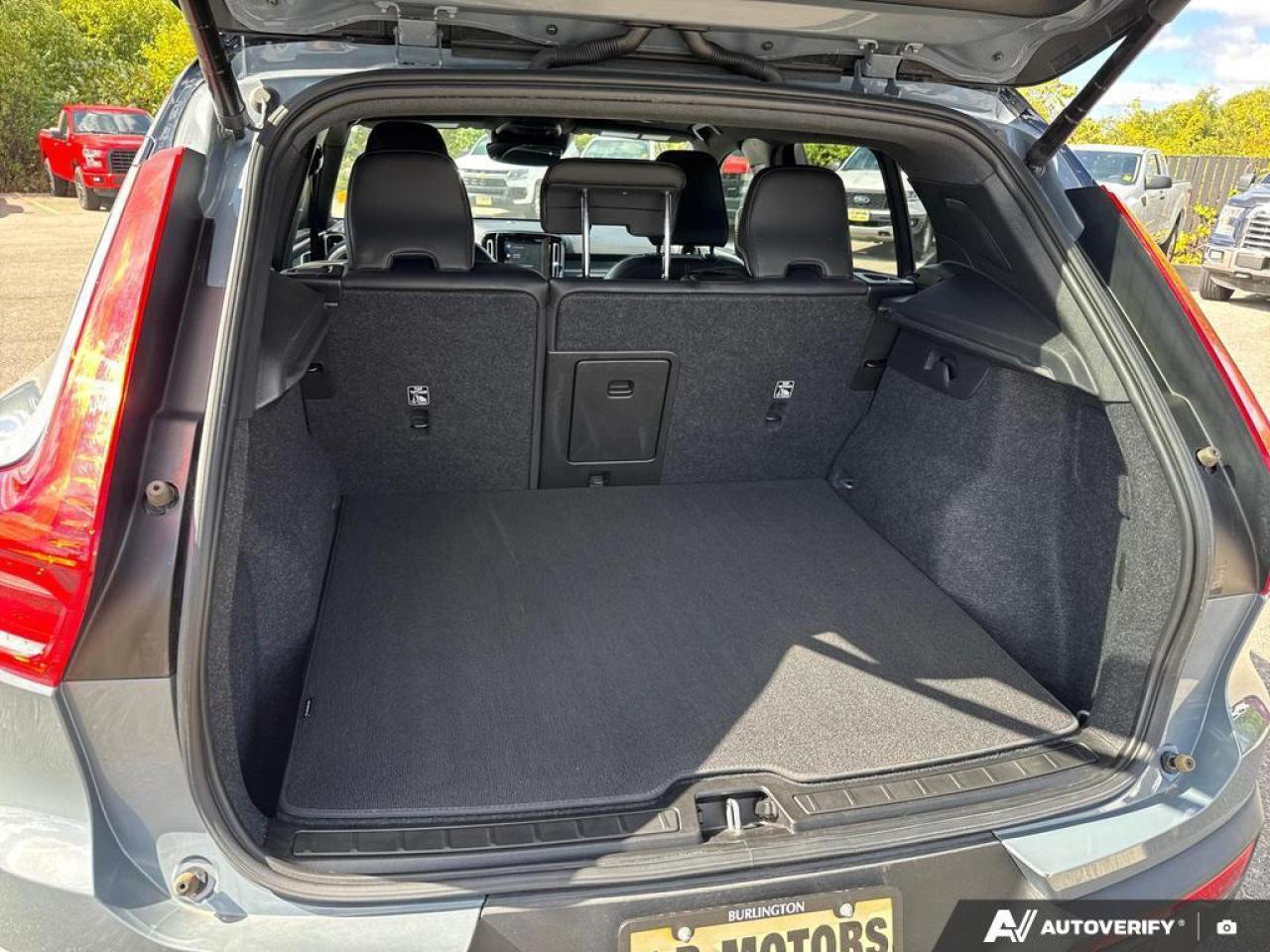 2021 Volvo XC40 T5 R-Design BACKUP CAM   BLUETOOTH   HTD SEATS   K Photo