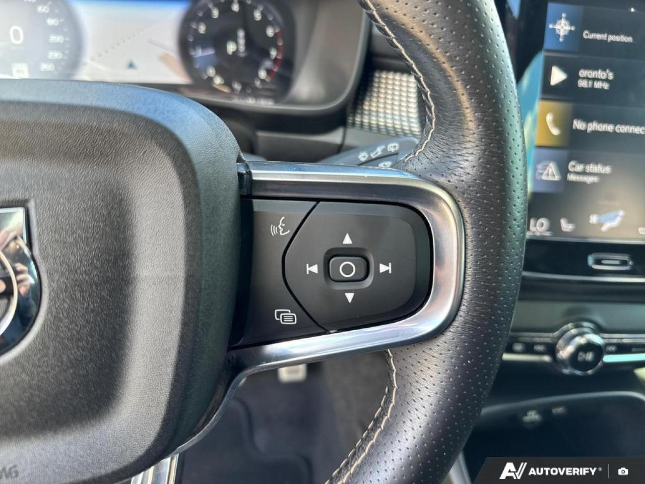 2021 Volvo XC40 T5 R-Design BACKUP CAM   BLUETOOTH   HTD SEATS   K Photo