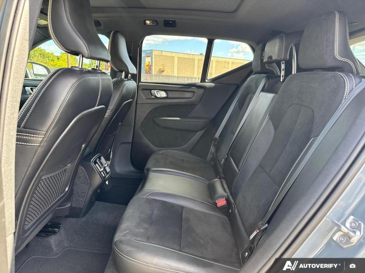 2021 Volvo XC40 T5 R-Design BACKUP CAM   BLUETOOTH   HTD SEATS   K Photo