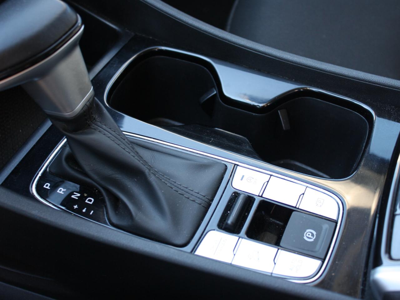 2024 Hyundai Tucson Preferred AWD / Heated Seats / Blind Spot / Camera Photo