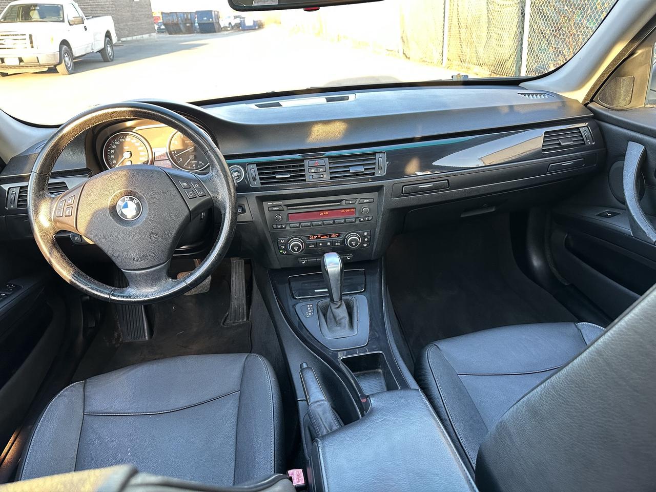 2009 BMW 3 Series 328i X DRIVE PREM PACK HTD SEATS SUNROOF FINANCING Photo