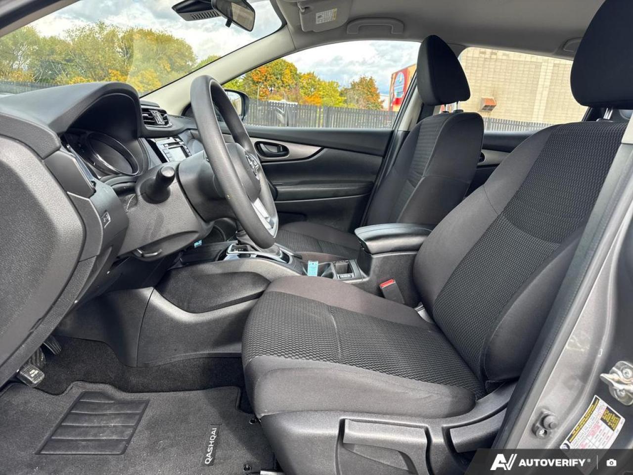 2023 Nissan Qashqai S BACKUP CAM   BLUETOOTH   HTD SEATS   KEYLESS ENT Photo