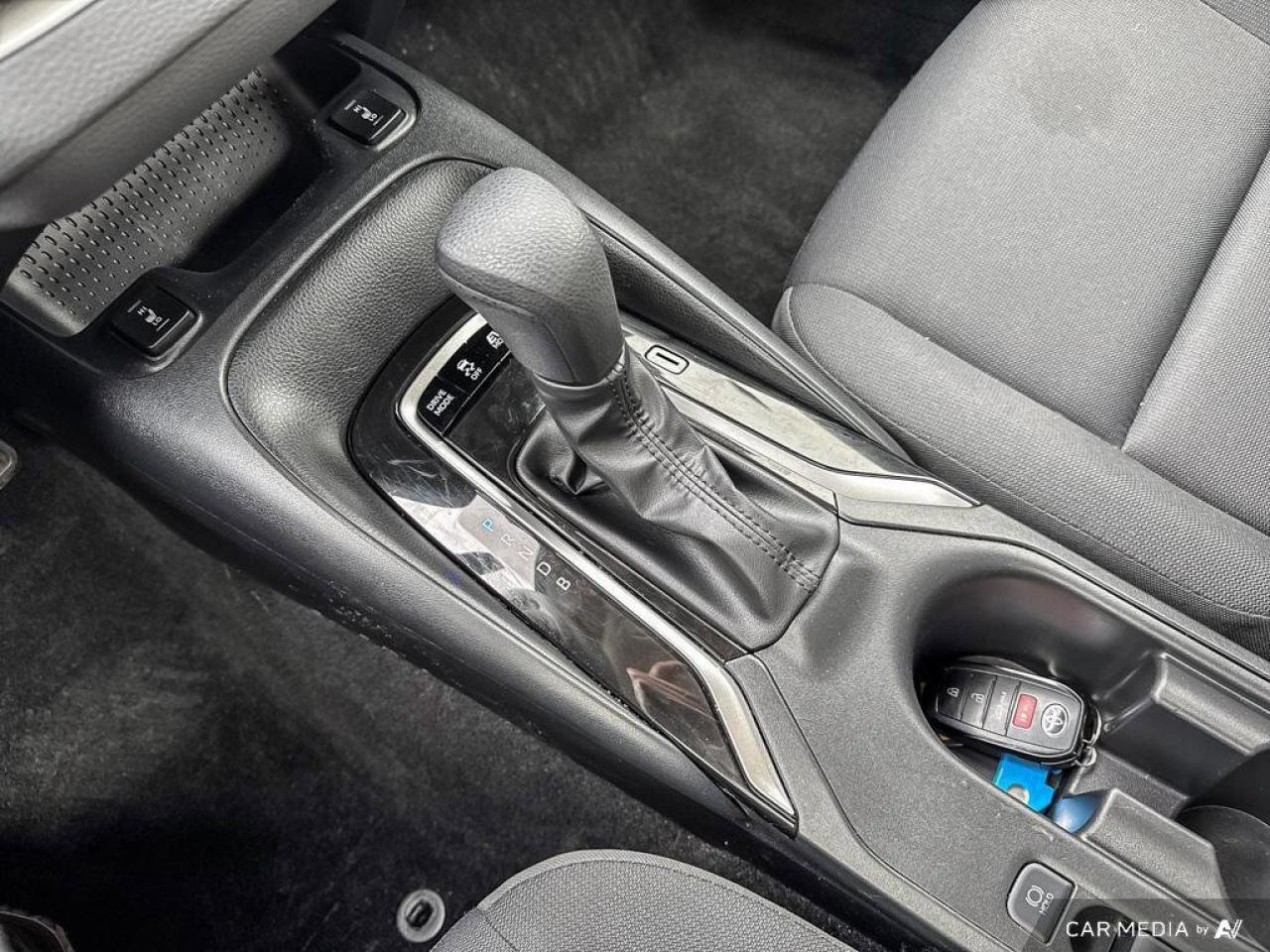 2023 Toyota Corolla Hybrid LE Photo