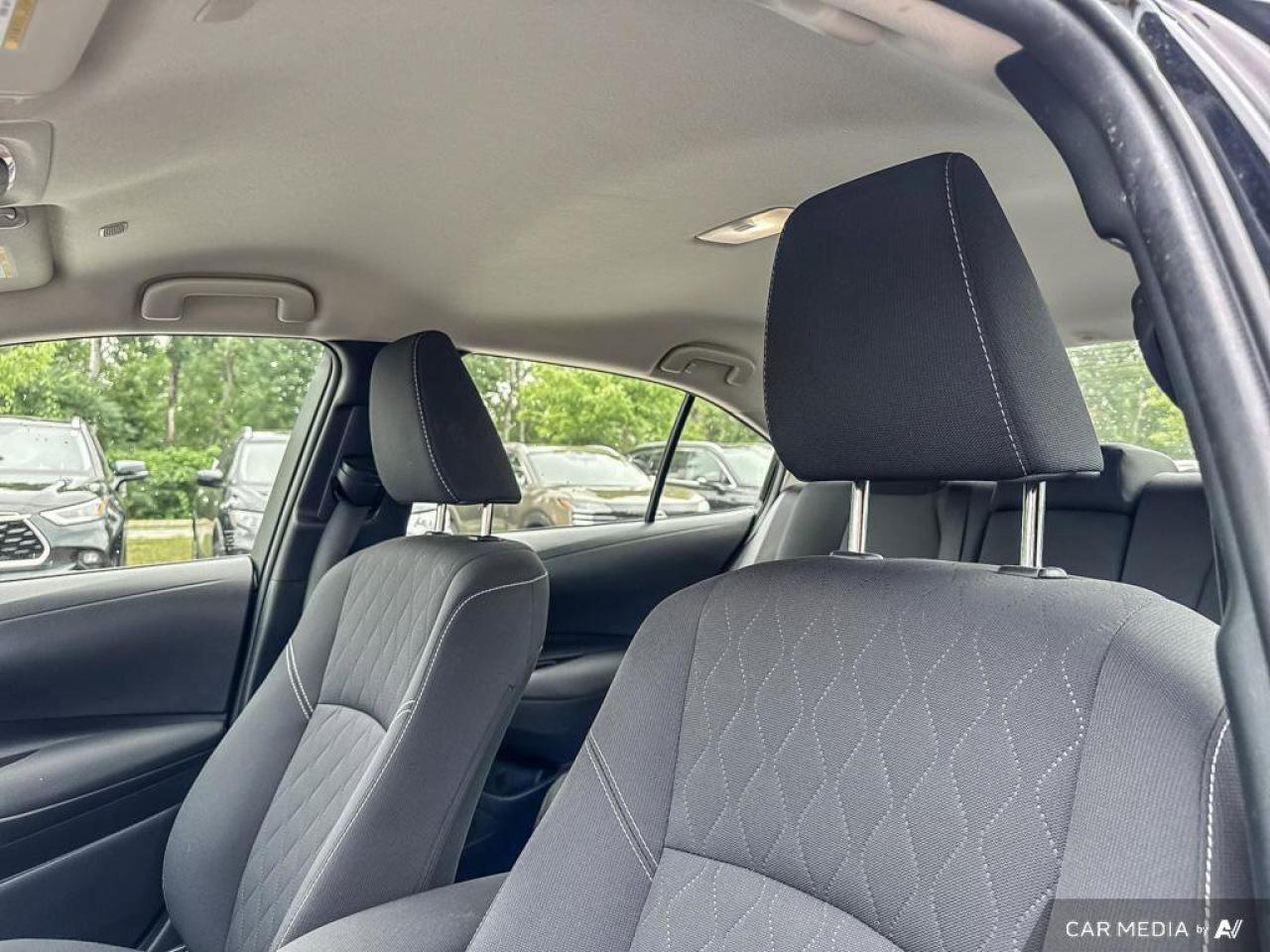 2023 Toyota Corolla Hybrid LE Photo