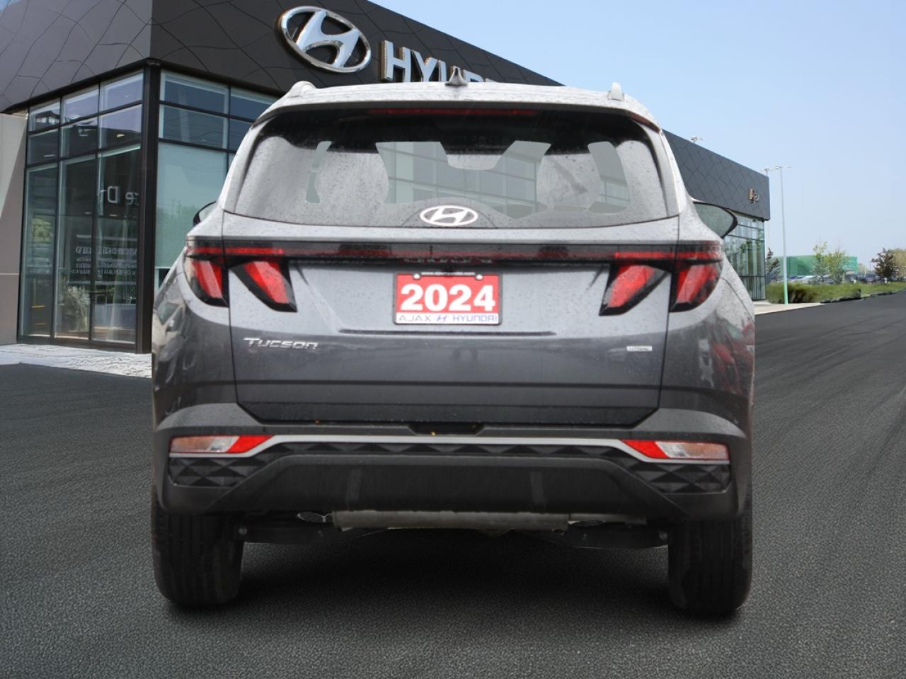 2024 Hyundai Tucson Preferred AWD / Heated Seats / Blind Spot / Camera Photo