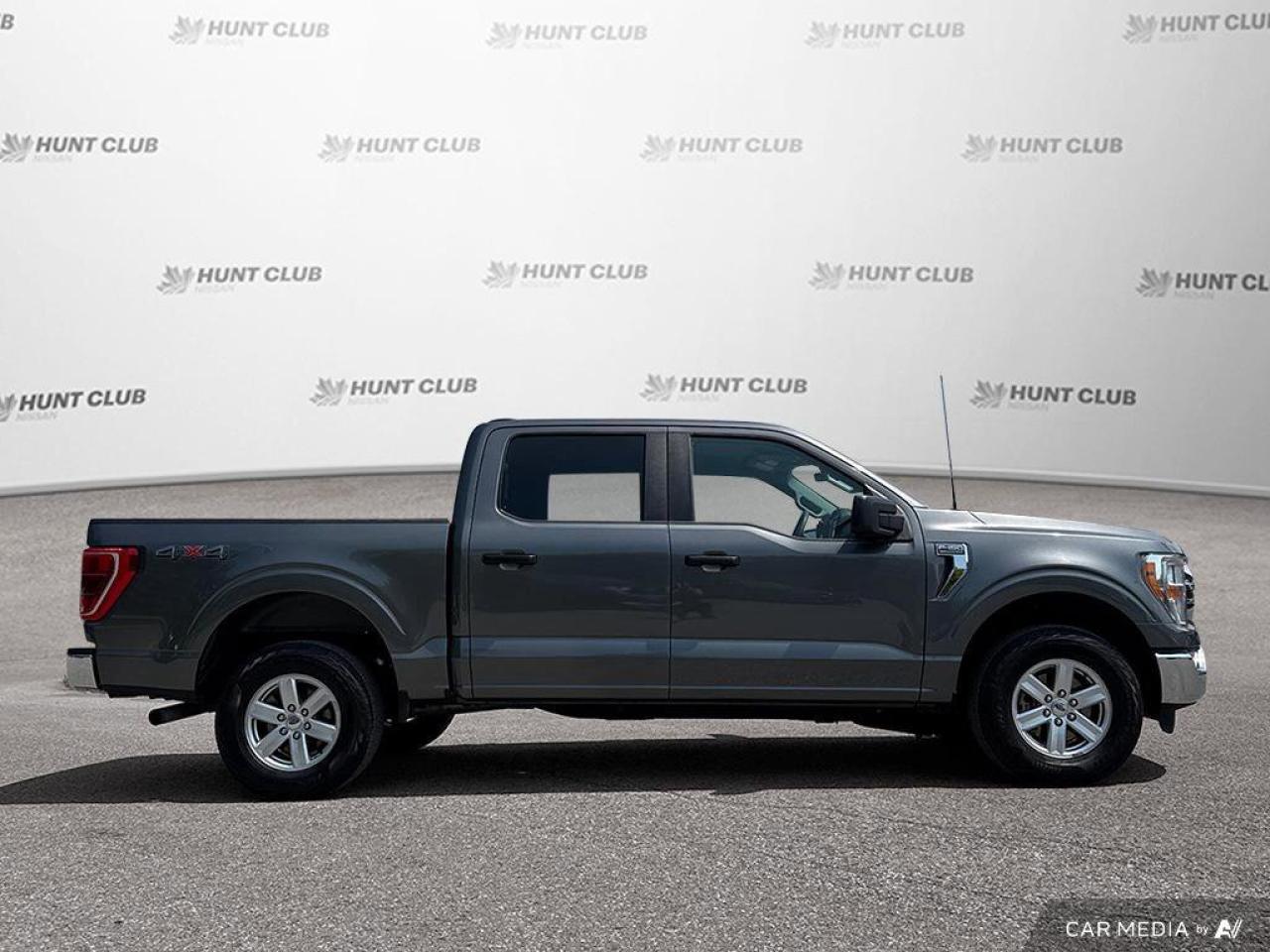 2022 Ford F-150 XLT Photo