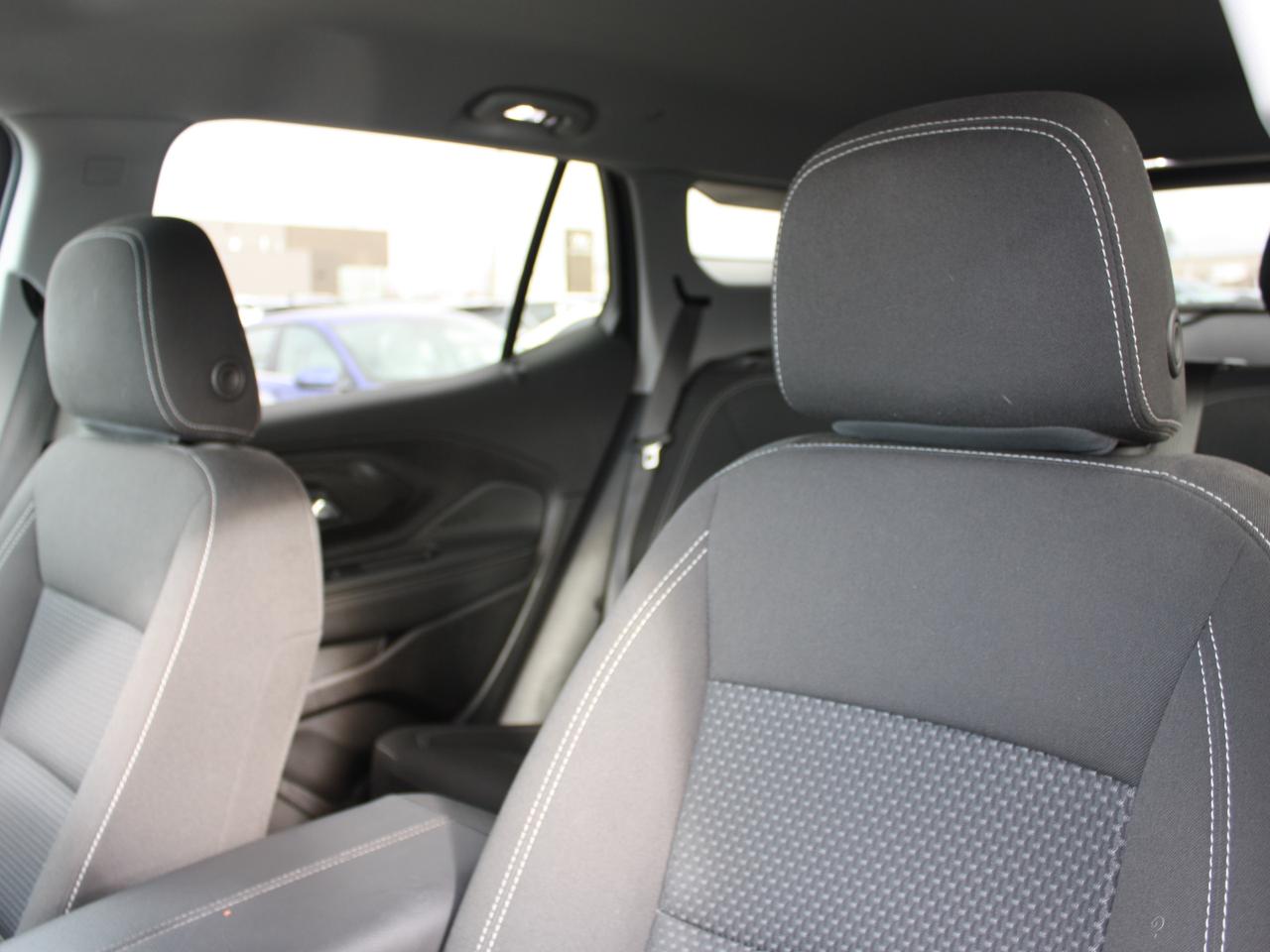 2024 GMC Terrain SLE AWD / Heated Seats / Power Tailgate / Nav Photo