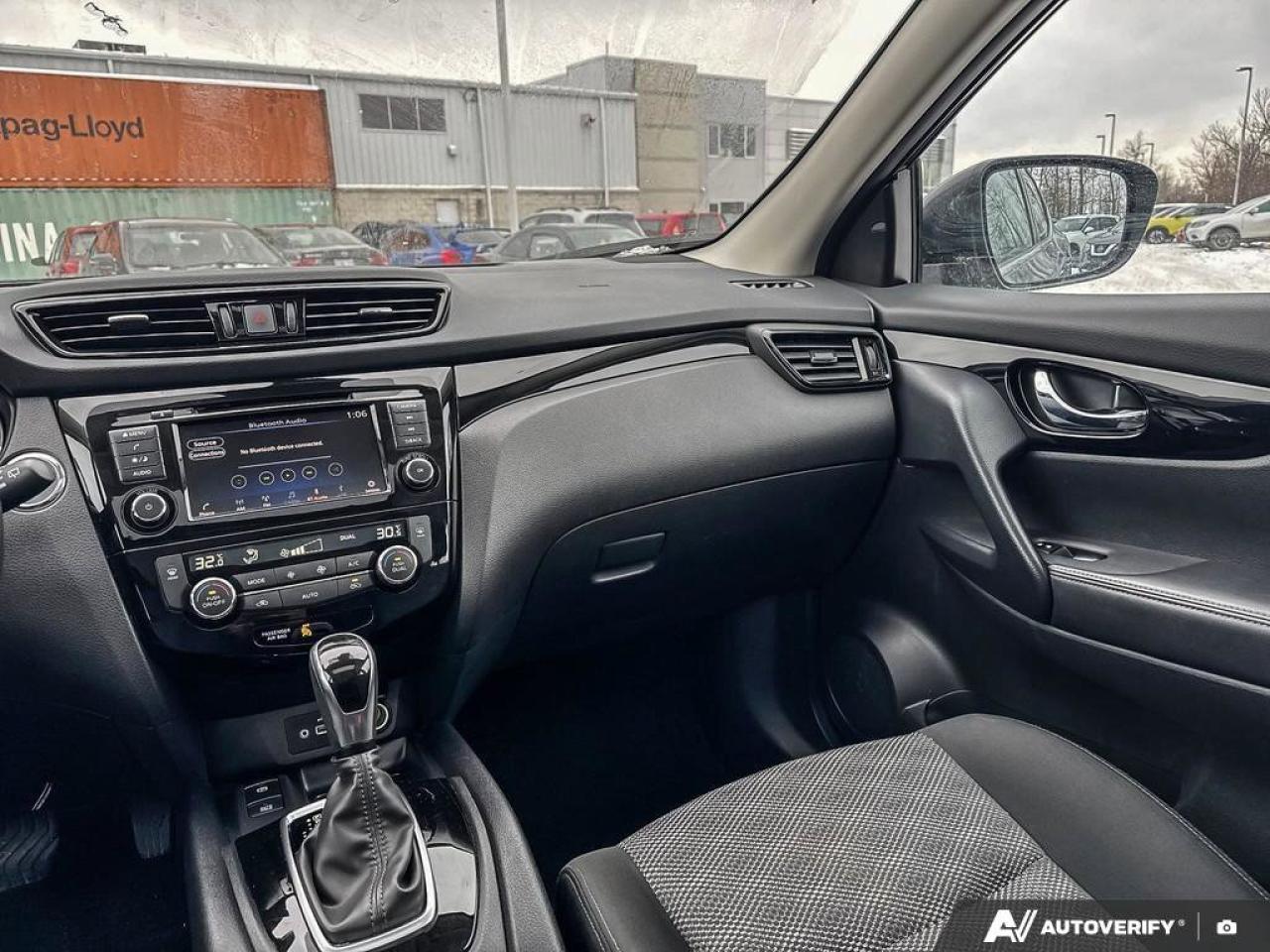 2023 Nissan Qashqai SV Photo