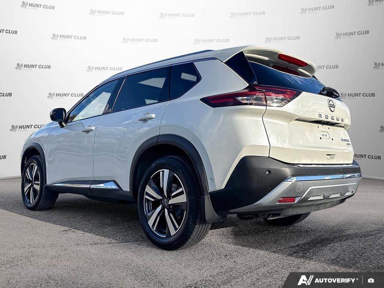 2023 Nissan Rogue Platinum Photo3