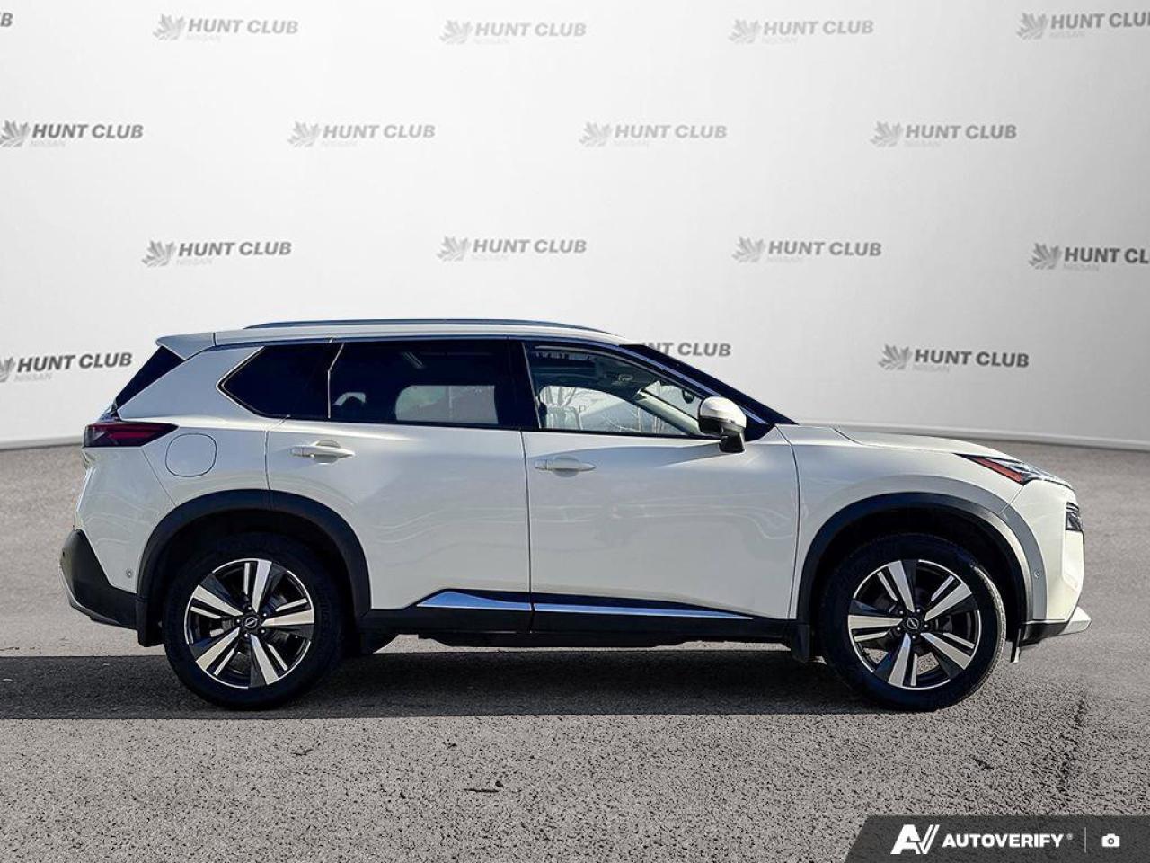 2023 Nissan Rogue Platinum Photo