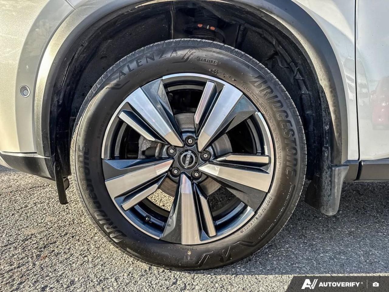 2023 Nissan Rogue Platinum Photo