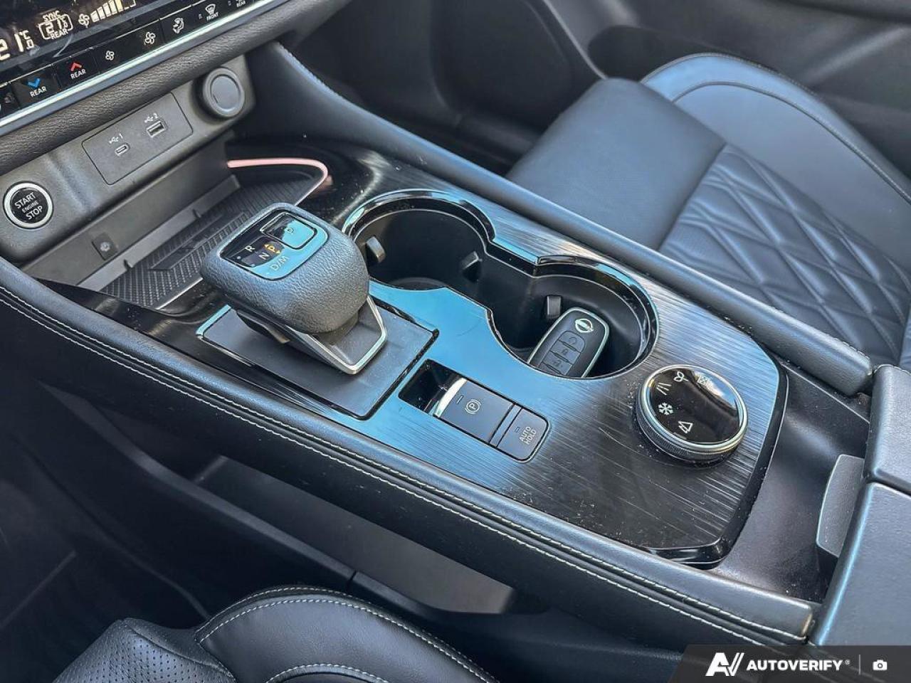 2023 Nissan Rogue Platinum Photo